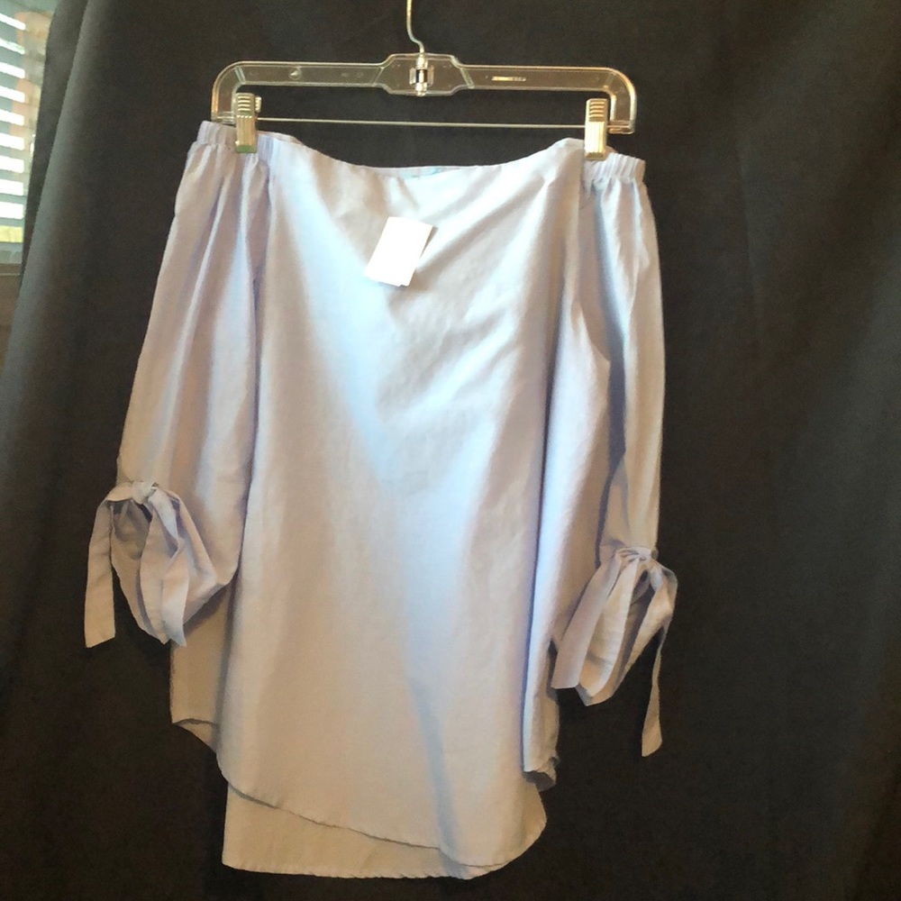 Ladies off the shoulder cotton and silk top